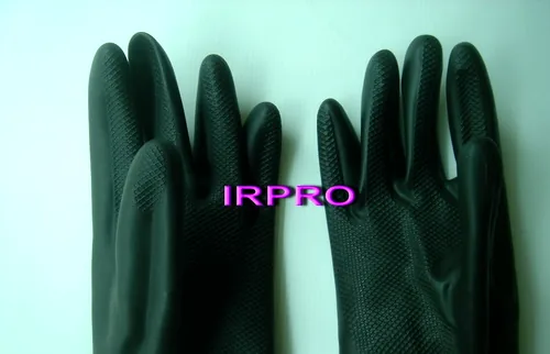 ถุงมือยางสีดำพิมพ์ชื่อ IRPRO
